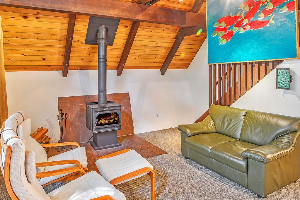 Four Stone Lodge Greenwater Εξωτερικό φωτογραφία